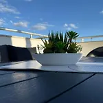 Ys Platinum Apartment *