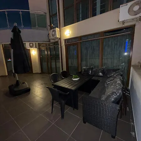 Ys Platinum Apartament