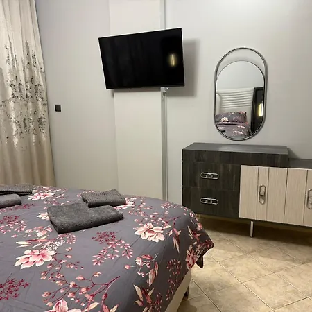 Ys Platinum Apartament